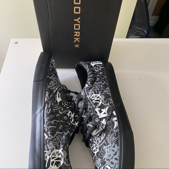 Zoo York Skateboarding shoes - Picture 3 of 6